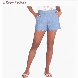 Chambray Scallop Hem Short